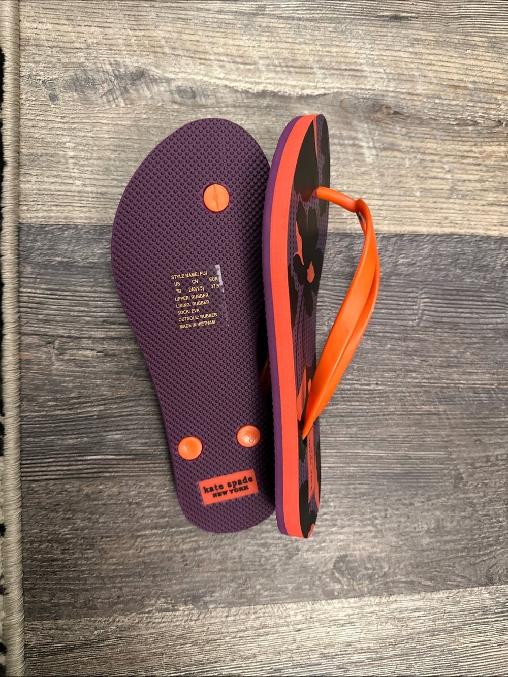 kate spade orange and purple camo flip flops - Picture 3 of 4